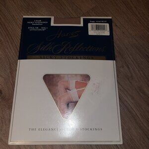 VTG Garter Stockings New 1 Pair Hanes Silk Reflections Sandalfoot SZ 1